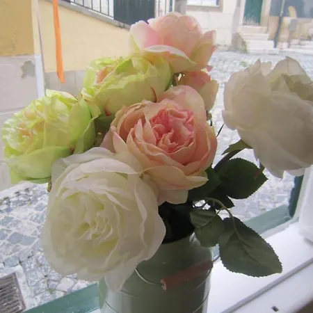 Alfama Shabby Chic Flat * Lisbon