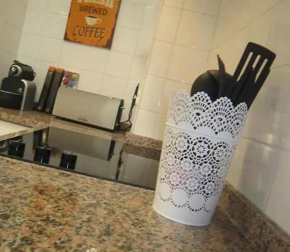 Апартаменты Alfama Shabby Chic Flat *