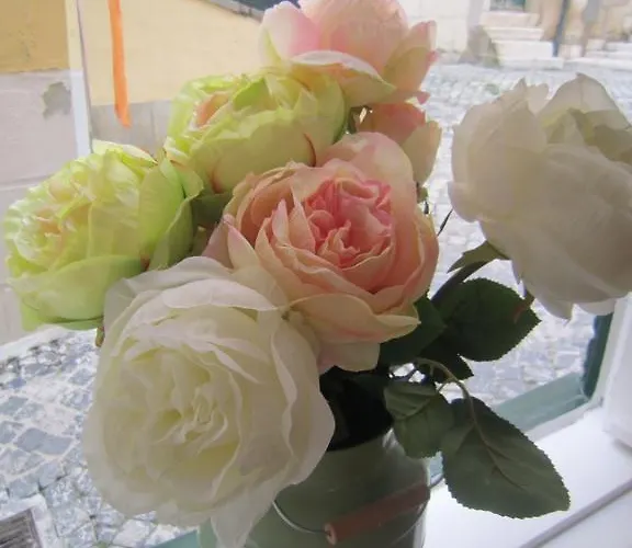 Alfama Shabby Chic Flat * Лиссабон