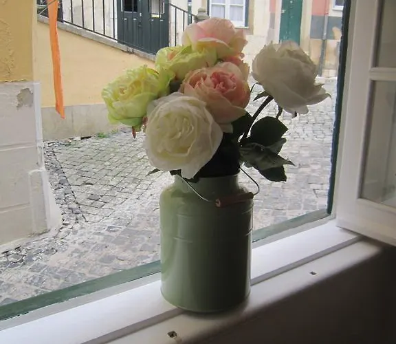 Alfama Shabby Chic Flat Апартаменты *